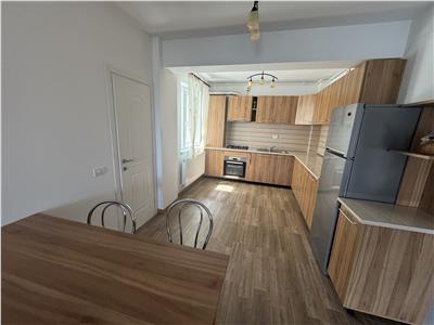 Apartament cu 3 camere de inchiriat in Alba Iulia