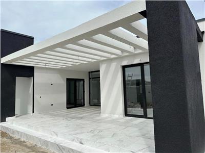 Casa ultrafinisata de vanzare in Alba Iulia