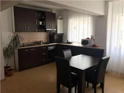 Apartament cu 3 camere de inchiriat in Alba Iulia