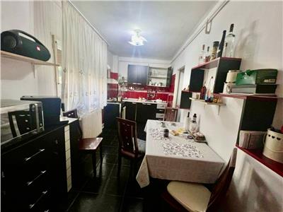 Apartament 3 camere de vanzare in Alba iulia