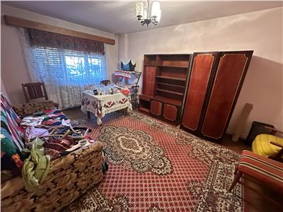 Apartament cu 4 camere de vanzare in Alba Iulia Cetate