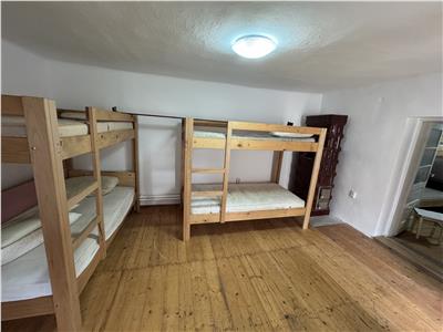 Casa de inchiriat pt muncitori in Alba Iulia zona Centru