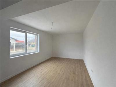 Apartament cu  3 camere de vanzare in Alba Iulia
