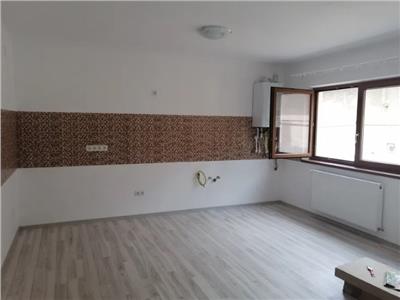 Duplex pretabil spatiu de inchiriat in Alba Iulia