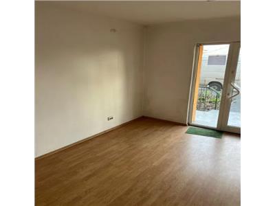 Apartament pretabil pentru spatiu comercial de vanzare in Alba Iulia