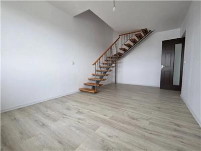 Apartament cu 5 camere de vanzare in Alba Iulia