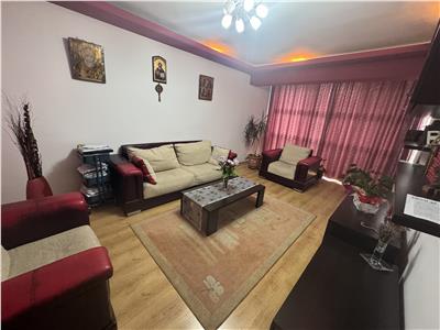 Apartament cu 4 camere de vanzare in Alba Iulia Cetate
