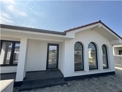 casa de vanzare pe un nivel in Alba Iulia
