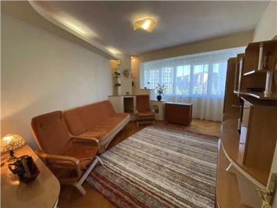 Apartament cu 3 camere de inchiriat in Alba Iulia